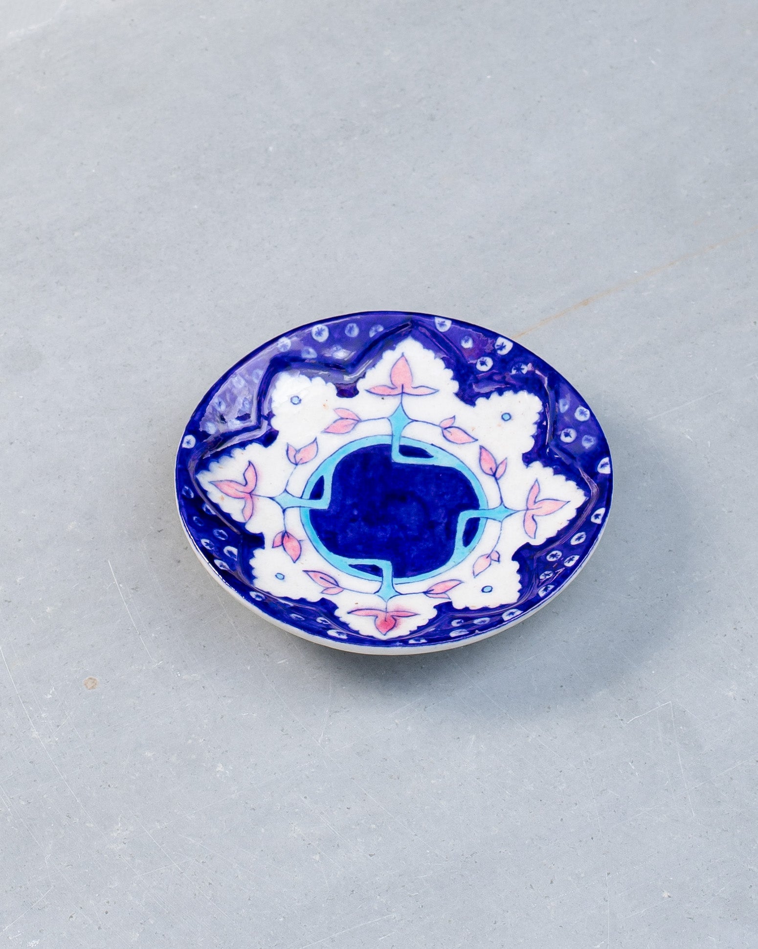 Floral Cluster Jali Plate