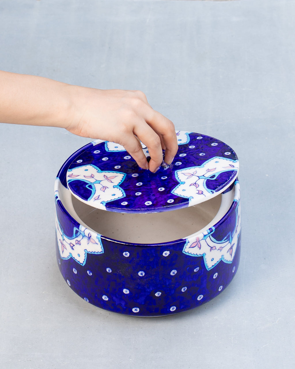 The Floral Lidded Decor Pot-1